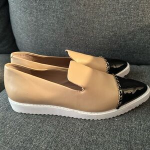 Caralee Cap Toe Slip-On Sneaker (Women)
KARL LAGERFELD PARIS.Brand New size 10M